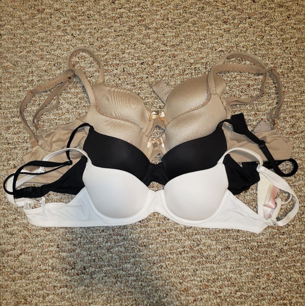Bundle of Victoria Secret/Pink Bras